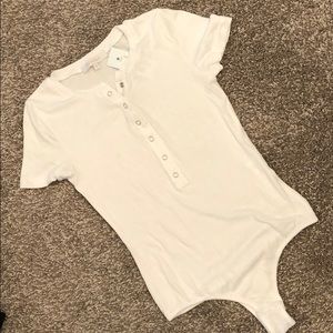 Olivaceous white body suit